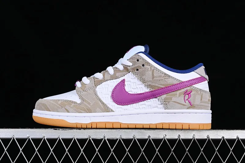 All Categories Nk SB Dunk Series Nk SB Dunk Low Low-top sneakers F version Rayssa Leal x Nk SB Dunk Low Rayssa Leal co-branded SB low-top casual sneakers FZ5251-001